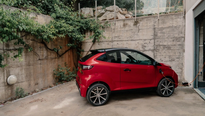 Quadriciclos AIXAM e Coup&eacute; 1.jpg