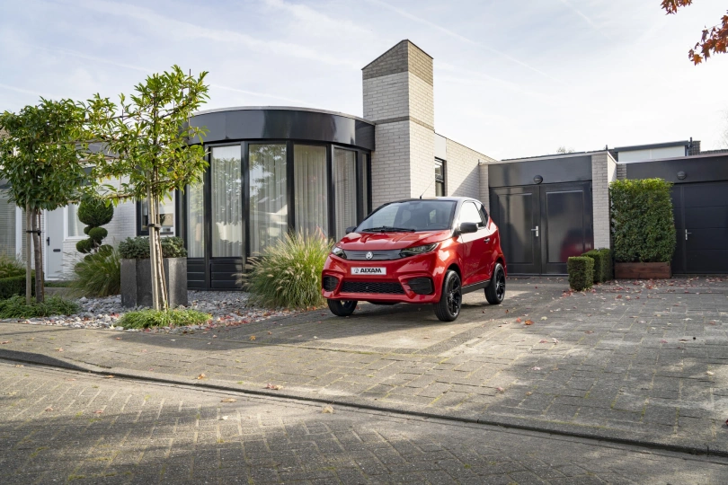 Quadriciclos AIXAM City FAVA_RED_ECITSPO_PNG.jpg