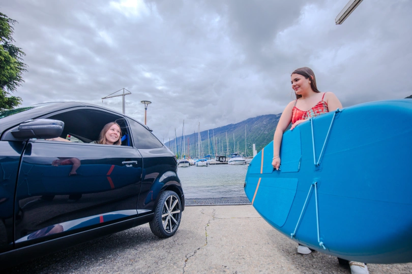 Quadriciclos AIXAM Coup&eacute; CUTGTI_SITU_BLK_JPG.jpg