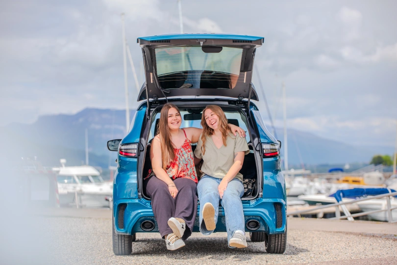 Quadriciclos AIXAM Coup&eacute; CUTSPO_FARR_BLC_JPG.jpg