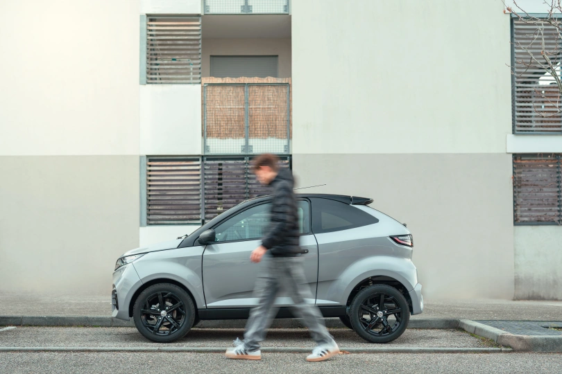 Quadriciclos AIXAM Coup&eacute; CUTSPO_PROF_ARG_JPG.jpg