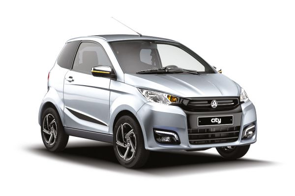 Quadriciclos AIXAM City CITPRE_34AV_ARG_PNG_ombre.jpg