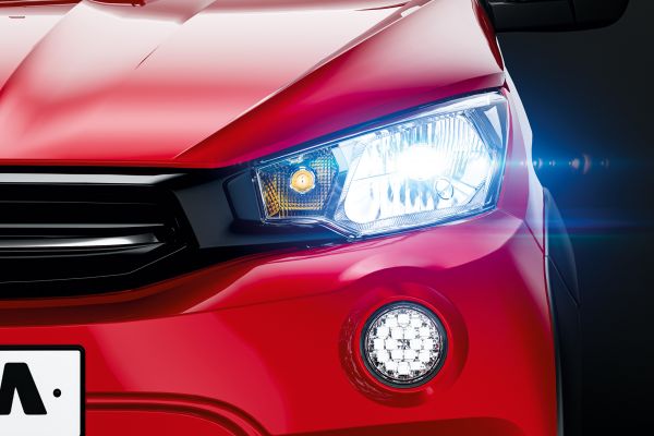 Quadriciclos AIXAM Crossline CROOVR_DETZ_RED_phareavant_2020.jpg