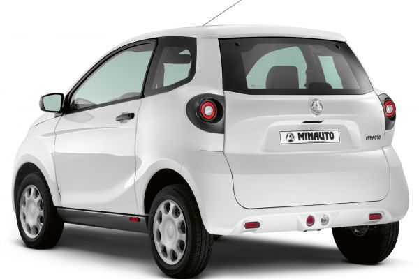 Quadriciclos AIXAM Minauto Traseira