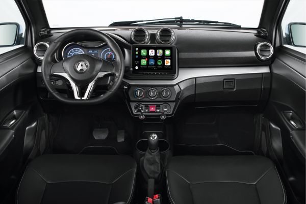 Quadriciclos AIXAM e Coup&eacute; MULTIA_DETZ_INTE_PremiumTdBClimTablette9pouces.jpg