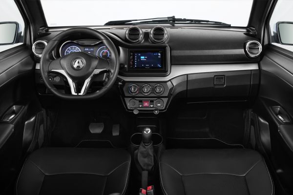 Quadriciclos AIXAM Coup&eacute; Tabli&ecirc; cor de alum&iacute;nio